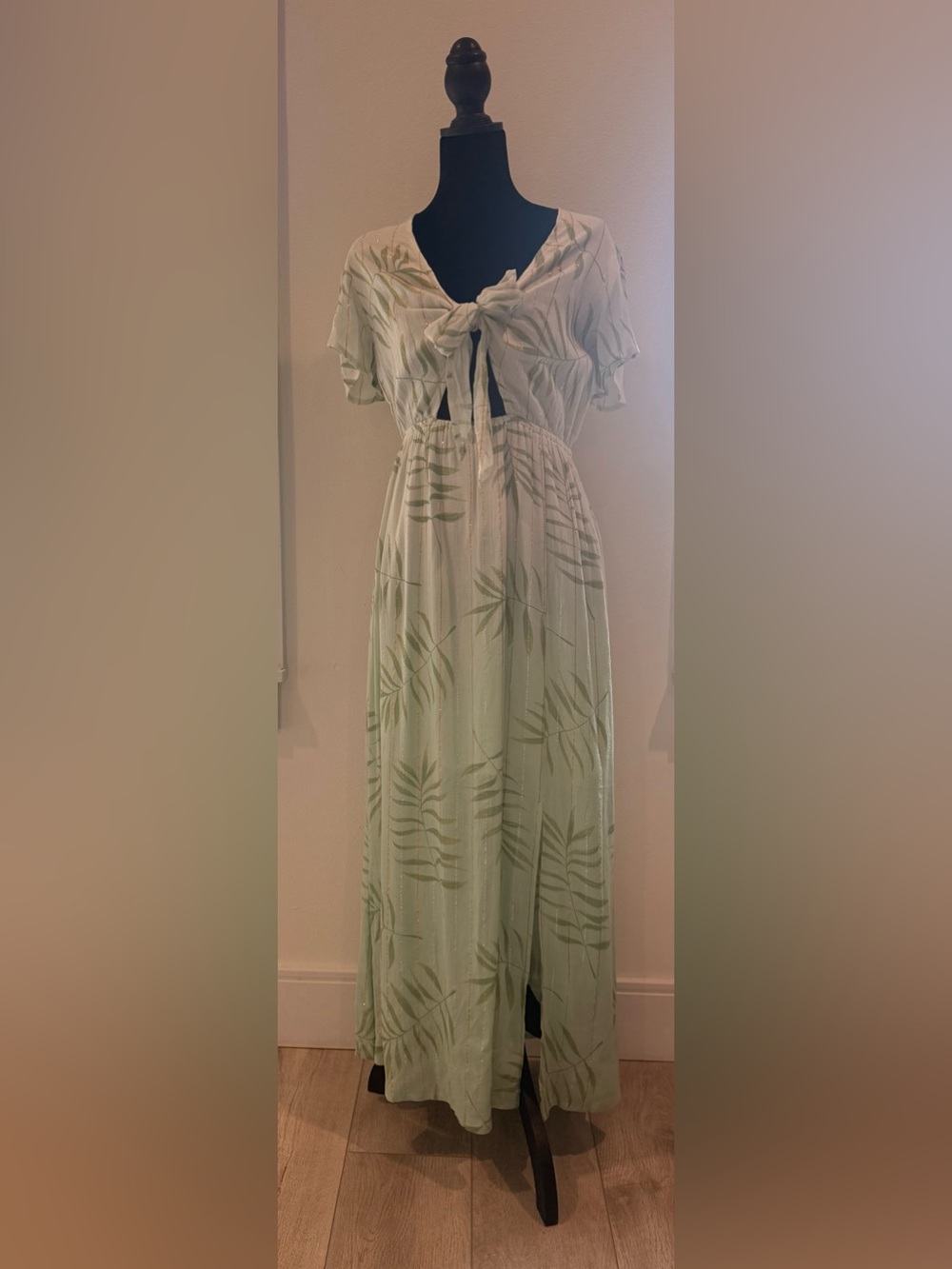 America and Beyond Tie Front Ombre Light Green Leaf-Print Dress Size Medium